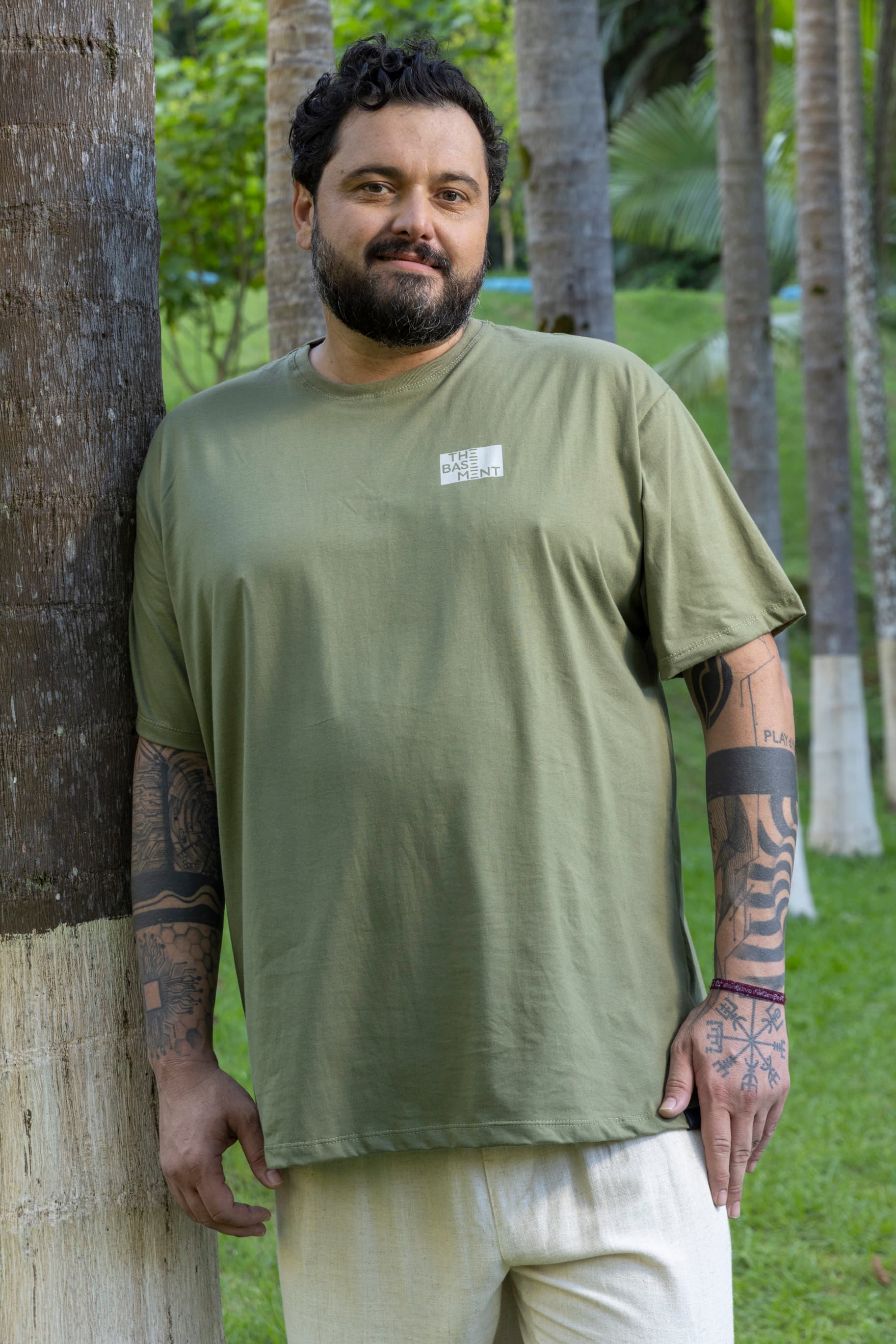 Moda Plus Size - Camiseta Meia Malha